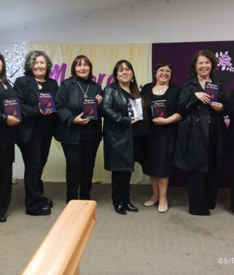 Círculo de Escritoras de Villarrica lanza su primera antología «Mujeres que cuentan»