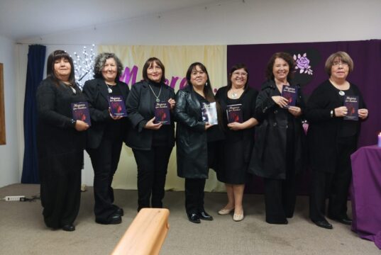 Círculo de Escritoras de Villarrica lanza su primera antología «Mujeres que cuentan»
