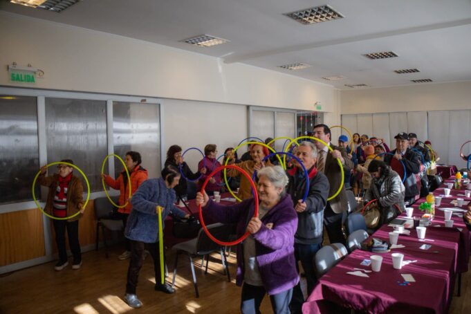 Gorbea fortalece el acompañamiento de sus personas mayores con un masivo malón de integración