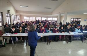 Convenio INIA Tranapuente fortalece la producción agrícola: Freire reunió a productores de cuatro comunas en capacitación sobre cultivo de habas