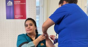 Haces un trámite y sales vacunado: habilitan punto de inmunización en ChileAtiende Temuco