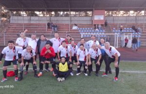Independiente de Toltén logra histórica clasificación a octavos de final de regional supersenior