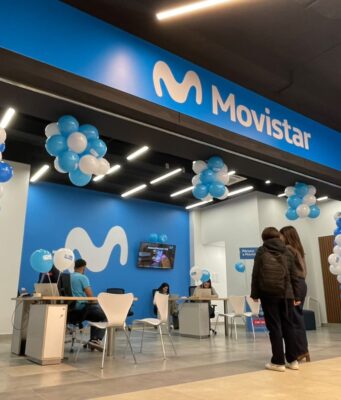 LOV Pitrufquén sigue sumando grandes marcas: Movistar ya abrió sus puertas en el centro comercial