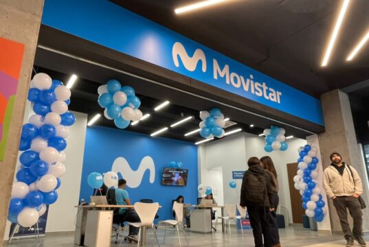 LOV Pitrufquén sigue sumando grandes marcas: Movistar ya abrió sus puertas en el centro comercial