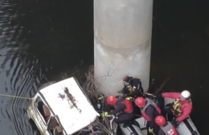 Bomberos de Temuco realizó ejercicio de rescate vehicular en el río Quepe con tres especialidades coordinadas