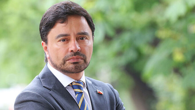 “No pueden contar conmigo nunca más”: La dura advertencia de Rodolfo Carter al Gobierno por apuestas online