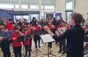 Cuando la música se convierte en medicina: orquesta llevó esperanza al hospital de Villarrica