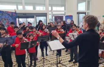 Cuando la música se convierte en medicina: orquesta llevó esperanza al hospital de Villarrica