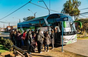 Último grupo de familias de Freire inicia viaje gracias al programa Vacaciones Familiares de SERNATUR