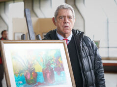 Exposición de acuarelas reúne la obra del artista Carlos Browne en el Teatro Municipal de Temuco
