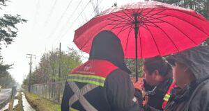 Pucón enfrenta con refuerzos segunda emergencia consecutiva, ahora por intensas lluvias