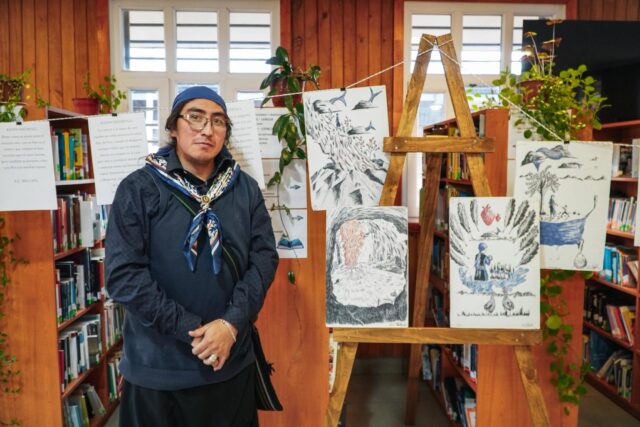 El arte de mirar con el corazón: Samuel Millafil, joven mapuche de Pitrufquén que transforma historias en poesía y dibujos