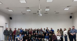 Enfermeros y enfermeras de la Red de Cuidados de Araucanía Sur refuerzan competencias para la atención segura de pacientes con agitación psicomotora