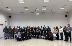 Enfermeros y enfermeras de la Red de Cuidados de Araucanía Sur refuerzan competencias para la atención segura de pacientes con agitación psicomotora