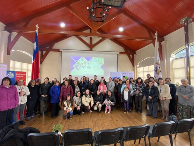 Autoridades de La Araucanía realizan taller de educación financiera a mujeres de Purén y usuarias de SernamEG de la comuna