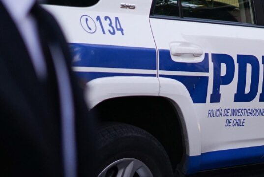 Mujer fue detenida por microtráfico luego que consumidor revelara presunto origen de la droga en Pitrufquén