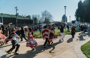 Freire celebró por primera vez el día nacional del cuequero y la cuequera con una gran fiesta de la chilenidad