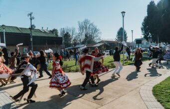 Freire celebró por primera vez el día nacional del cuequero y la cuequera con una gran fiesta de la chilenidad
