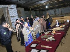 Comunidad mapuche de Ranquilco Alto de Nueva Imperial finaliza curso de «Instrumentación Mapuche» con instrumentos creados con materiales ancestrales