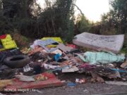 «Cada vez hay más basura»: vecinos alertan por proliferación de microbasurales en sector rural de Padre Las Casas