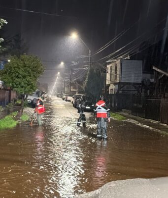 Entre inundaciones y caminos afectados: así enfrentó Villarrica una intensa noche de lluvias
