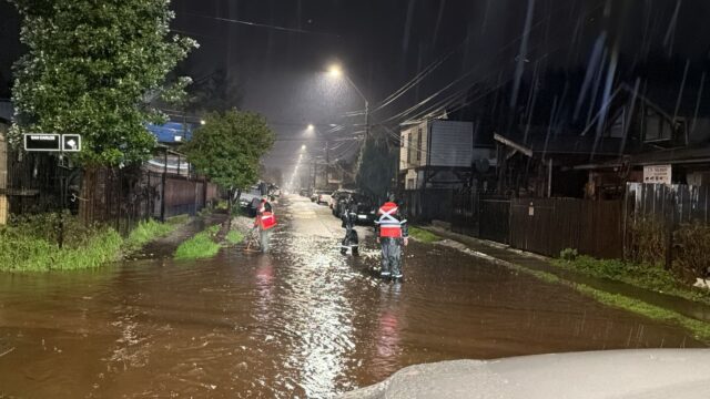 Entre inundaciones y caminos afectados: así enfrentó Villarrica una intensa noche de lluvias