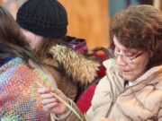 Municipalidad de Pitrufquén fortalece taller de Artesanía con entrega de materiales