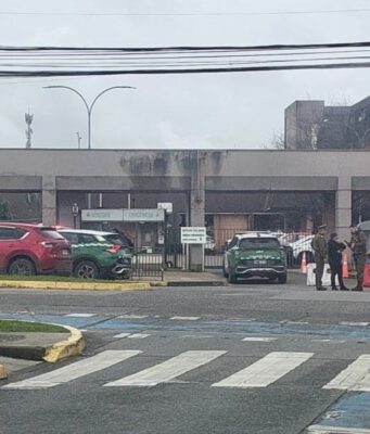 Carabinero resulta herido a bala durante procedimiento en Niebla y es trasladado al Hospital Base de Valdivia
