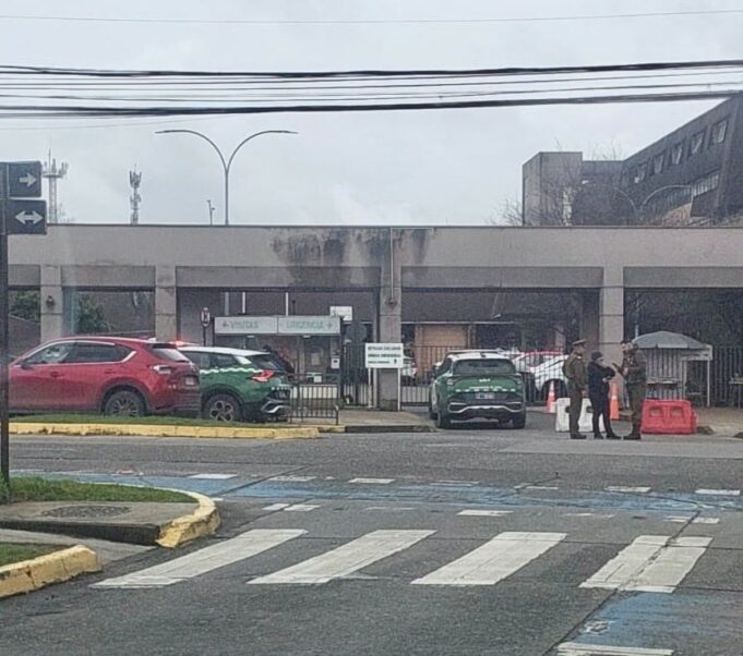 Carabinero resulta herido a bala durante procedimiento en Niebla y es trasladado al Hospital Base de Valdivia