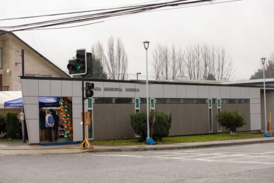 Gorbea inaugura su Farmacia Municipal: medicamentos a precios más convenientes para las familias