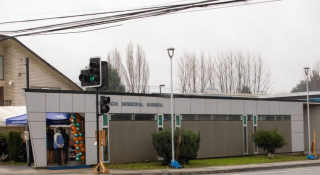 Gorbea inaugura su Farmacia Municipal: medicamentos a precios más convenientes para las familias