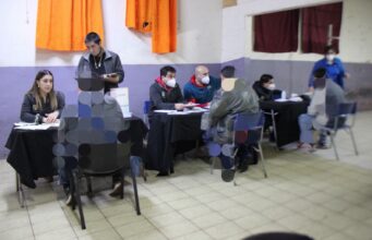 Acercan salud, empleo y apoyo social a internos: realizan inédita Expo de Reinserción en la cárcel de Pitrufquén