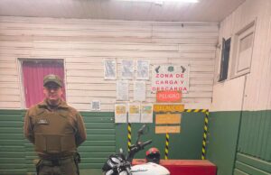Detienen a conductor de motocicleta con encargo por robo en Gorbea