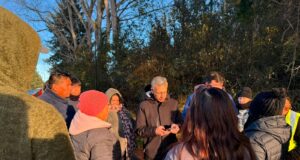 Movilización ciudadana y gestión municipal permitieron inicio de trabajos de reposición de luz en sector costa de Pitrufquén