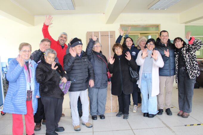 La solidaridad de los adultos mayores de Cholchol llega en ayuda de Lonquimay