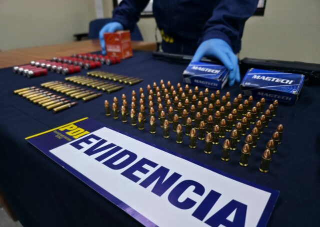 Investigación por amenazas deja una mujer detenida por tenencia ilegal de armamento en Gorbea