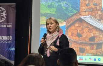 Prevención y educación: municipio de Pitrufquén fortalece trabajo con estudiantes para enfrentar drogas, ciberdelitos y violencia digital