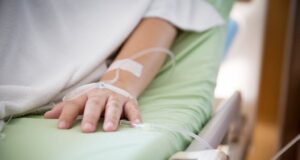 Confirman primera muerte por influenza en La Araucanía este 2026: víctima era una joven de 28 años sin enfermedades de base