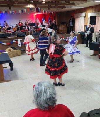 Freire define a su pareja representante para el Provincial de Cueca de Personas Mayores