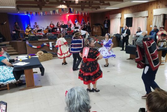 Freire define a su pareja representante para el Provincial de Cueca de Personas Mayores