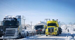Más de 3.300 personas permanecen aisladas en Lonquimay tras intensas nevadas y 800 camiones siguen varados en Pino Hachado