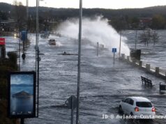 Hasta 50 centímetros de agua: fuerte oleaje inunda tramo de la costanera de Villarrica