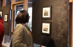Tres artistas exploran el cuerpo, la memoria y la materia en exposición de la Universidad Autónoma de Chile