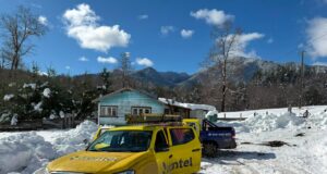 Frontel entregó baterías de respaldo a vecinos electrodependientes de las zonas cordilleranas de Melipeuco y Lonquimay