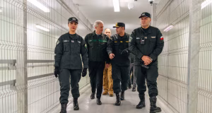 Gendarmería inicia “Operación Cancerbero”: mega traslado de 191 reos de alta peligrosidad al Complejo La Laguna en Talca