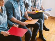 Uno de cada cuatro jóvenes está desempleado: tasa alcanza el 24,9% y casi triplica la nacional