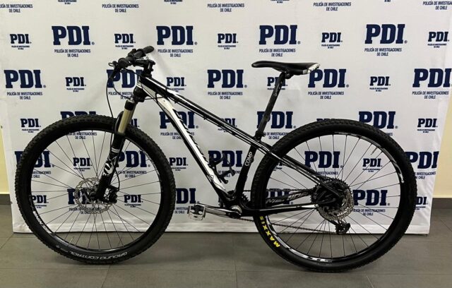 La ofrecía por redes, pero terminó pedaleando hacia la PDI: detienen a joven por vender bicicleta robada en Temuco