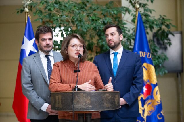 Diputada Parra: «Queremos evaluar técnicamente la Reforma de Seguridad del Gobierno y el nuevo Estado de Excepción»