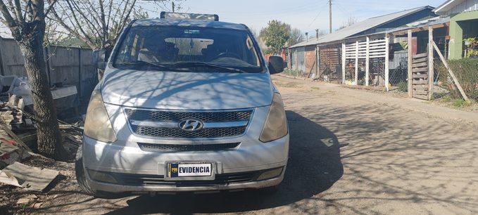 Vehículo perdido tras millonaria estafa aparece en un sector rural de Cauquenes