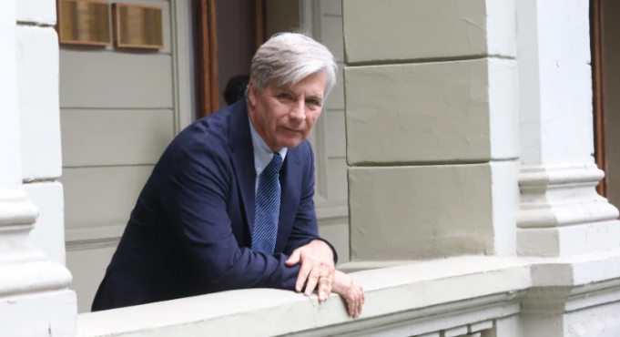 Harold Mayne-Nicholls abordará el valor del deporte en charla abierta en el Campus Villarrica UC